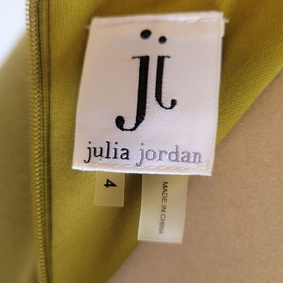Julia Jordan green faux wrap cap sleeve dress with attached gold belt Size 4 - Picture 6 of 8